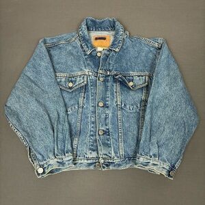 Vintage GAP Denim Trucker Jacket Women’s Size Medium Y2K